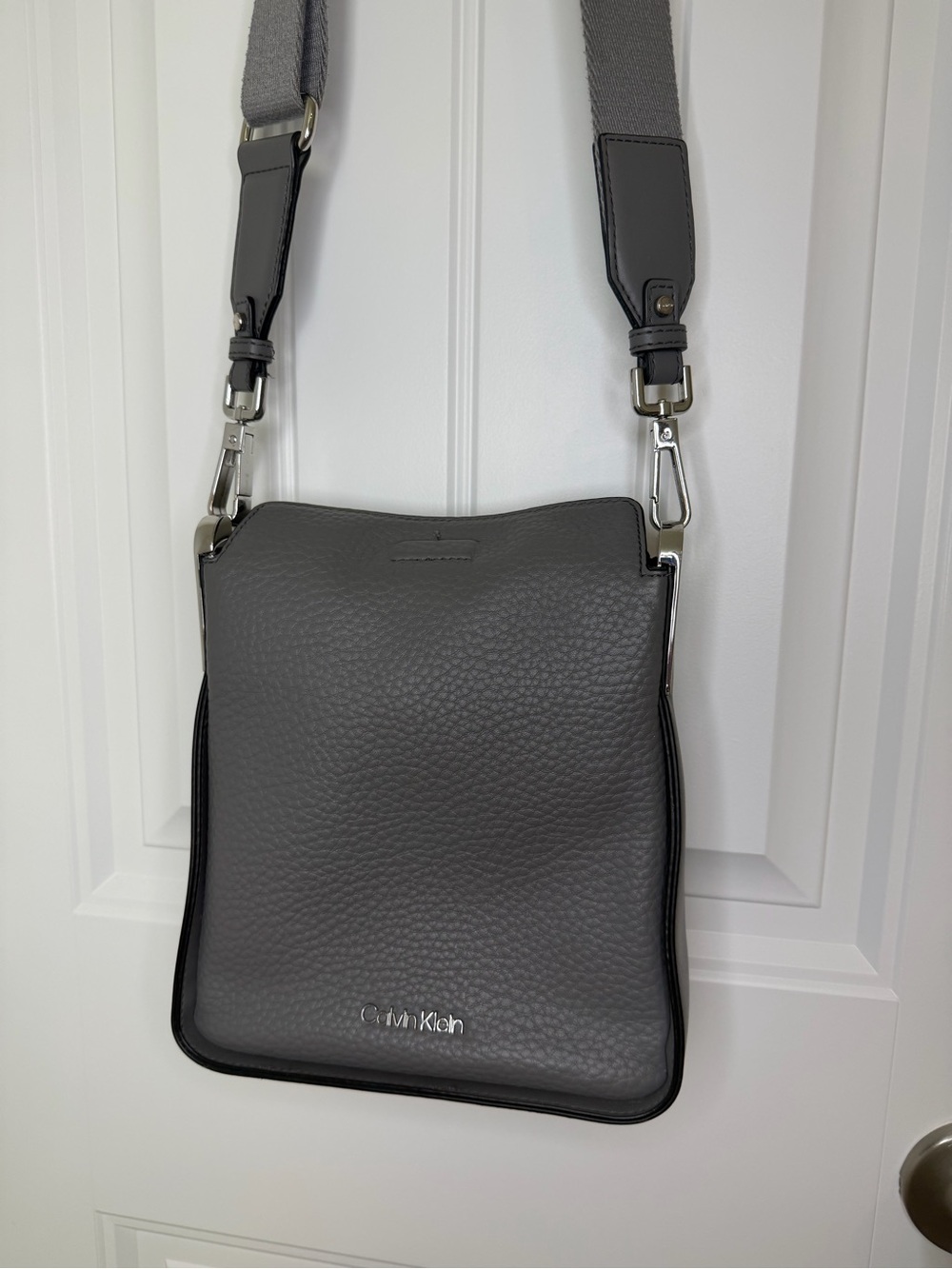 Calvin Klein Fay Dark Gray Pebbled Crossbody Bag Purse Magnetic Closure